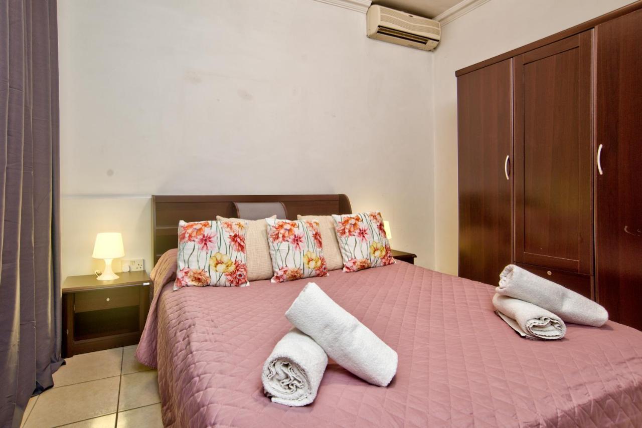 Morina Court - St Julians Seaside Bliss Apartments And Penthouse By Shortletsmalta San Ġiljan Exterior foto
